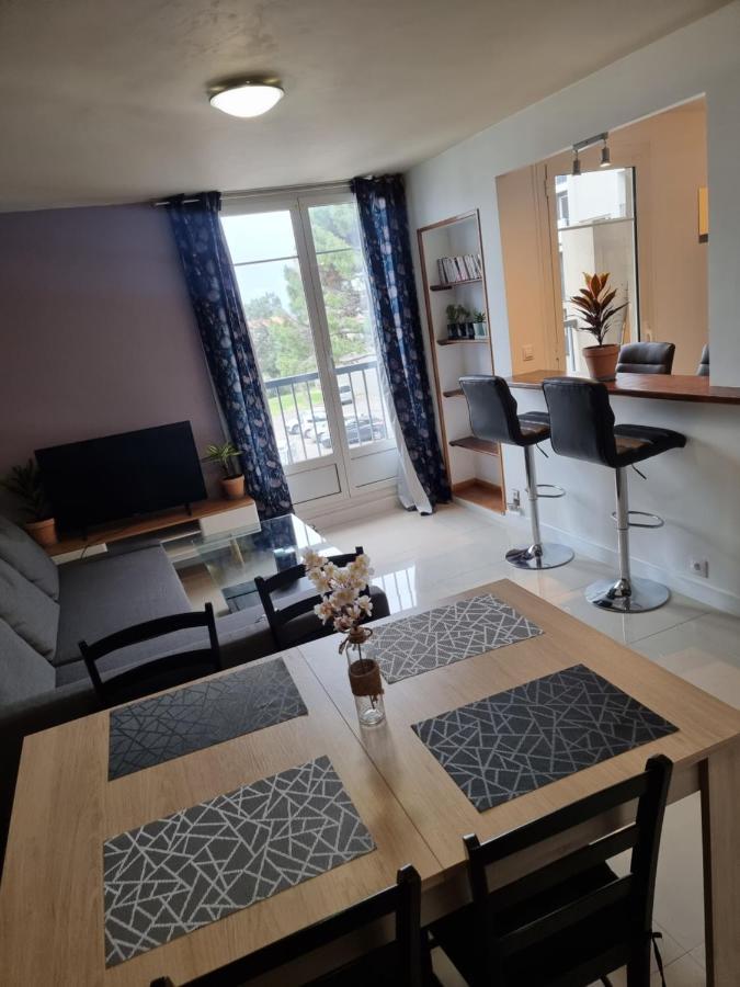 Appartement Vue Mer Avec Parking Gratuit Sur Place Bastia  Ngoại thất bức ảnh